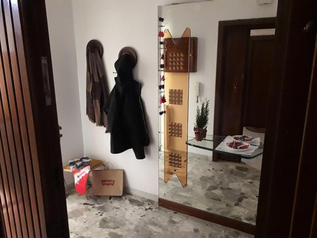 Annabelle'S Apartment Torre del Greco Luaran gambar