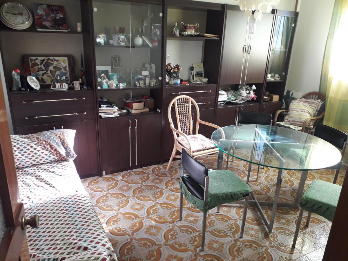 Annabelle'S Apartment Torre del Greco Luaran gambar